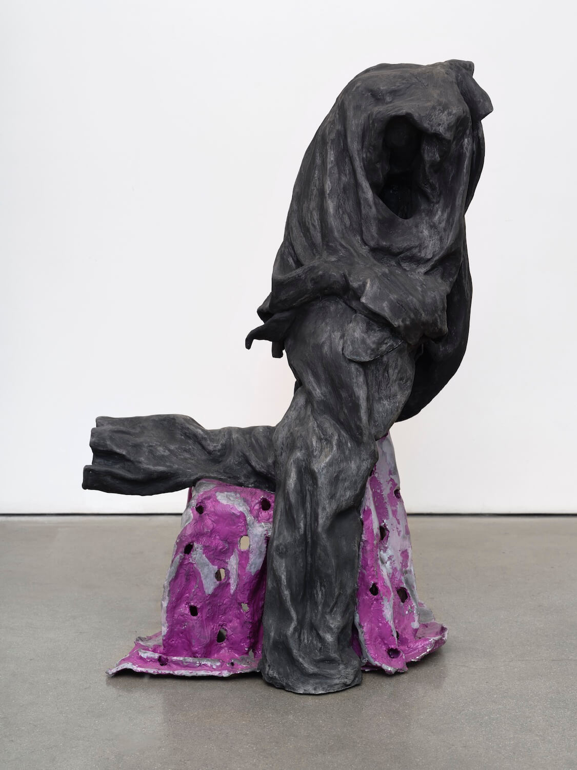 Kelly, Untitled (Suit), 2022 (AGK 22.001)1